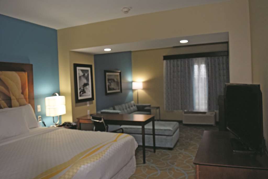 La Quinta By Wyndham Niagara Falls Pokoj fotografie